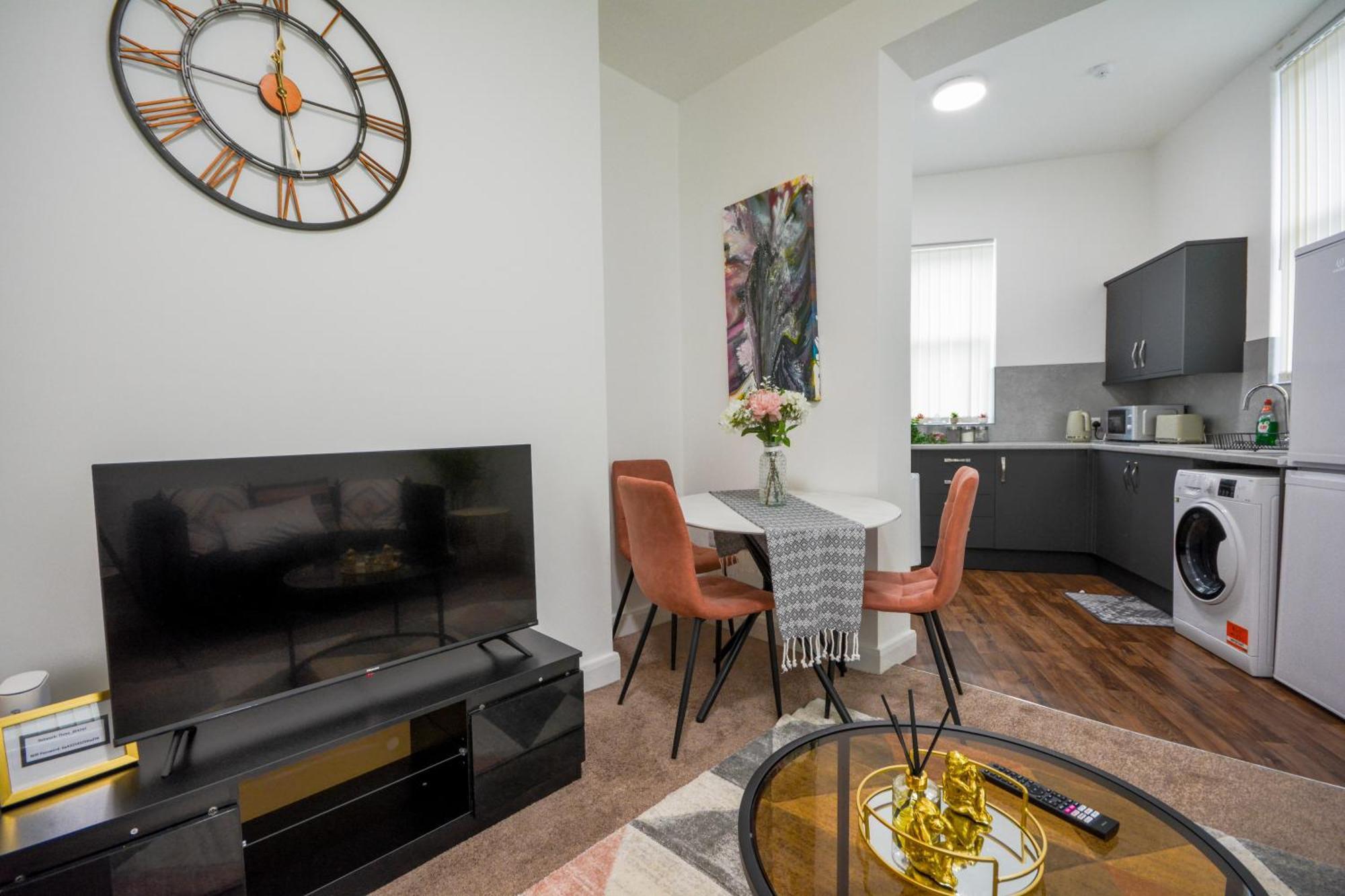 Stylish Suite With Free Parking Манчестер Екстер'єр фото